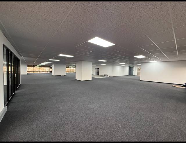 835M² OFFICE TO LET IN BRAAMFONTEIN WERF